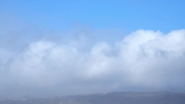 Wolken Bewegen Prachtige Bergen — Stockvideo