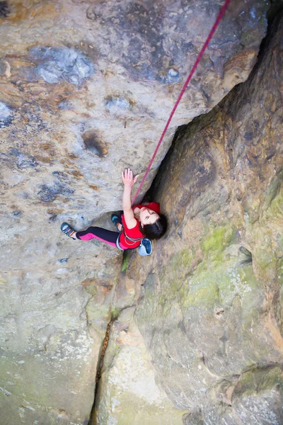 Menina alpinista . — Fotografia de Stock