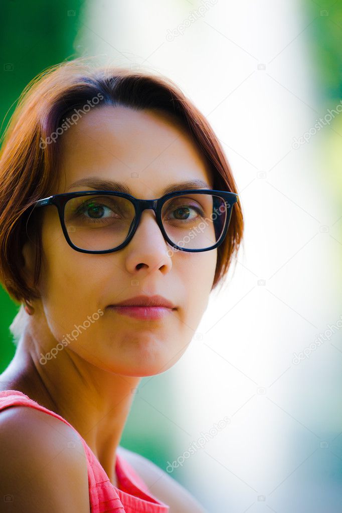 Portrait of a girl in glasses.
