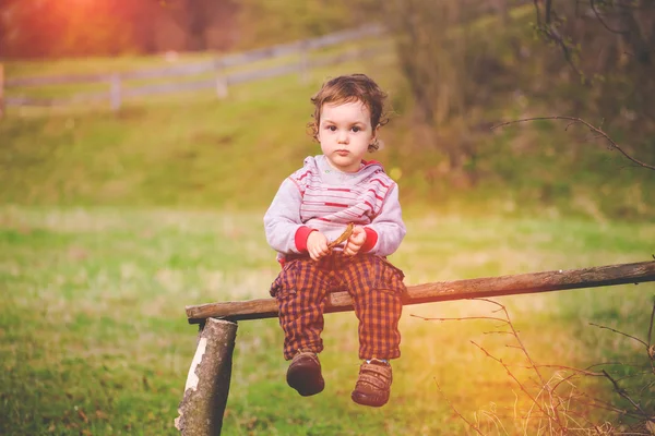 Küçük bir çocuğun portresi. — Stok fotoğraf