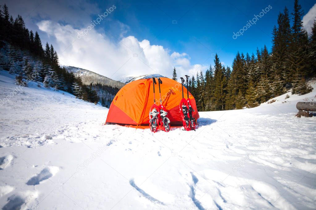 Tent in the snow.