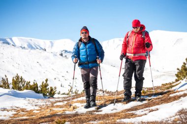Dağlarda iki dost..