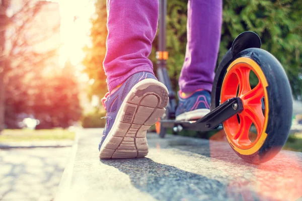 Feet on the scooter. — Stock Photo, Image