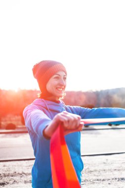 Kız bir jimnastik grubu ile.