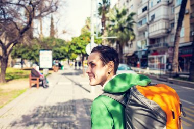 cebolla cortada por la mitad.