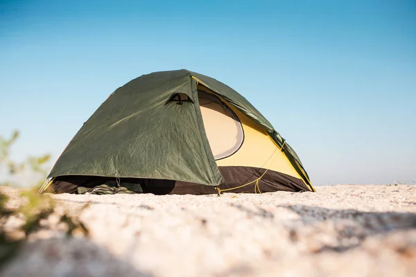 Tält i öknen. — Stockfoto