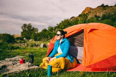 Dağlarda kamp yapmak..