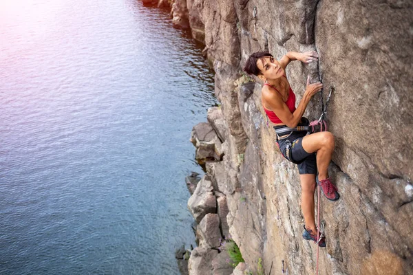 Kletterer über das Wasser — Stockfoto