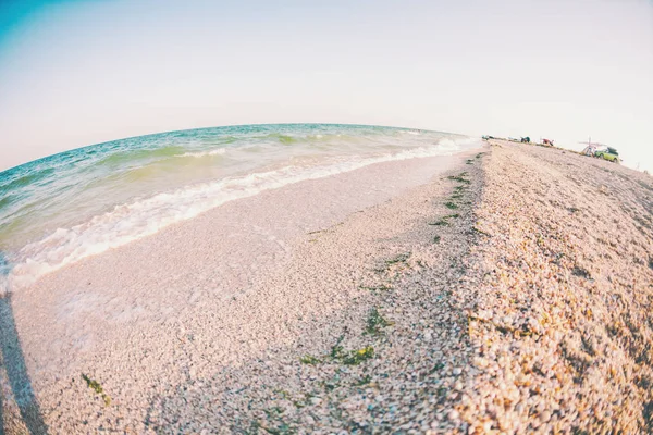 Costa del mare al tramonto. — Foto Stock