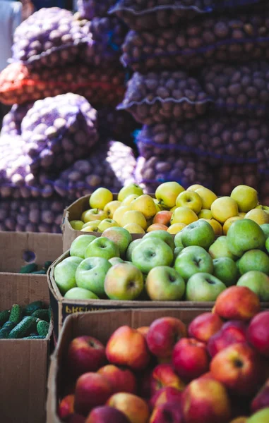 시장에 있는 과일. — 스톡 사진