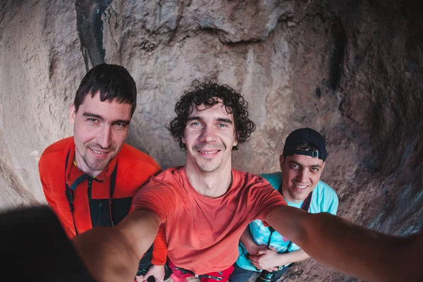 Selfi tres hombres . — Foto de Stock
