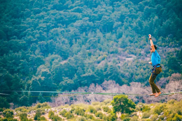 Highline v horách. — Stock fotografie