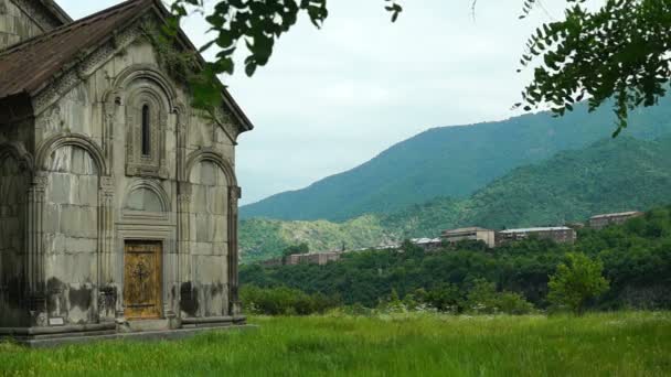 Eski Ermeni manastır Akhtala yaz peyzaj — Stok video