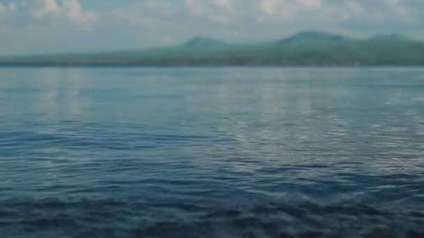 Vatten av den Sevansjön i Armenien — Stockvideo