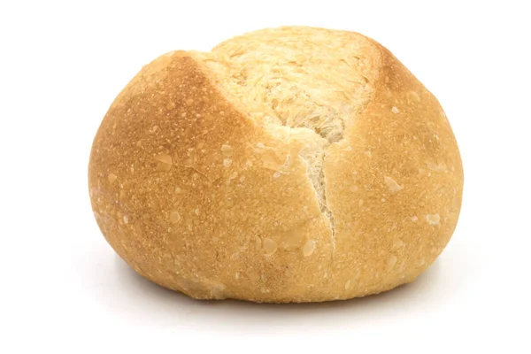 Φρέσκο ψωμί απομονωμένο σε λευκό φόντο — Φωτογραφία Αρχείου
