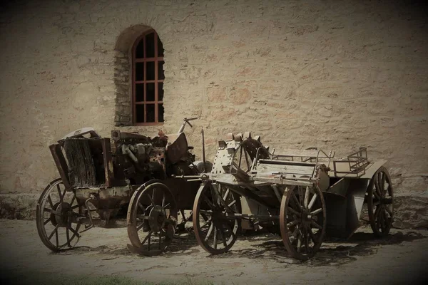 Deux chariots vintage — Photo