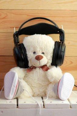 Ayakkabı beyaz tüylü ayıcık