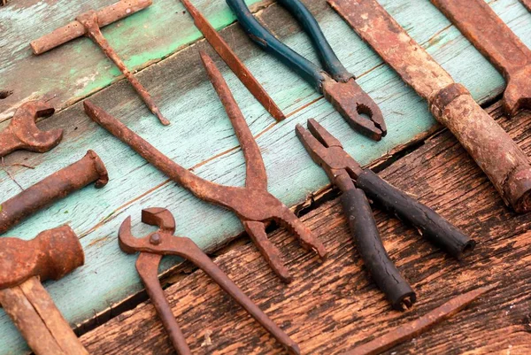 Oude vintage roestig tools — Stockfoto