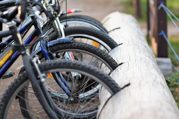 Lugar de estacionamento para bicicletas — Fotografia de Stock