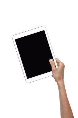 El tutma tablet beyaz arka plan üzerinde