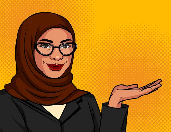 ポップアートスタイルのベクトルカラーイラスト 伝統的なスカーフと眼鏡のイスラム教徒の女性は何かを示しています アラビア語のビジネス女性のドットの背景に成功した 広告バナー — ストックベクタ