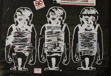 New York - 18 Eylül 2016: Graffiti duvar resimleri sokaklarında