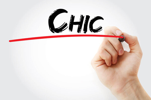 Рука пишет шик с маркером
