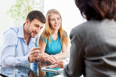 Çiftler toplantısının mali danışmanı