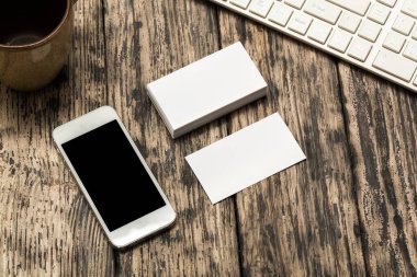 Boş ekran ve tablo pc ile Smartphone