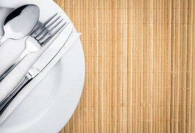 Çatal, kaşık ve bıçak izole 