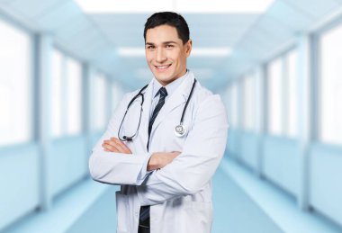yakışıklı doktor portresi 