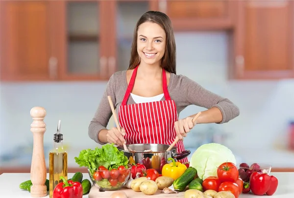 Beautiful woman Cooking — Stock Photo, Image