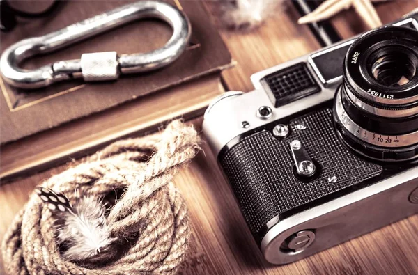 Retro fotoğraf kamera ve seyahat in — Stok fotoğraf