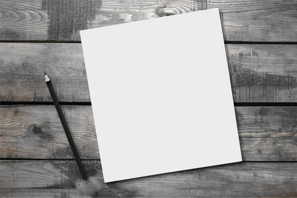 Blanco papier en potlood — Stockfoto