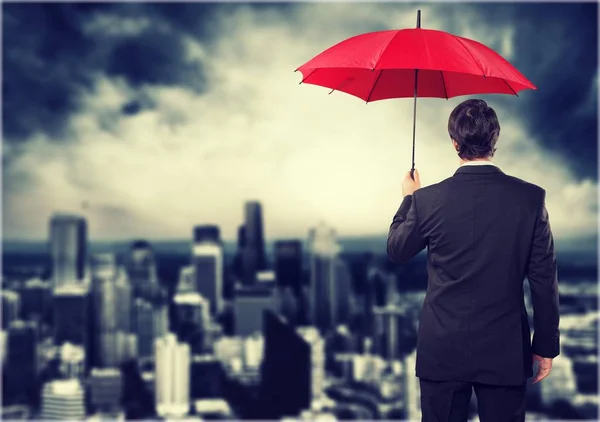 Портрет бізнесмена з парасолькою — стокове фото