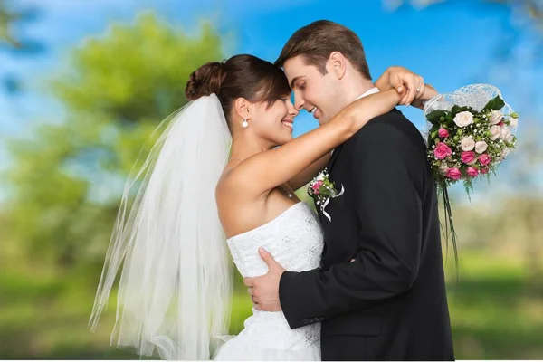 Casado jovem casal — Fotografia de Stock