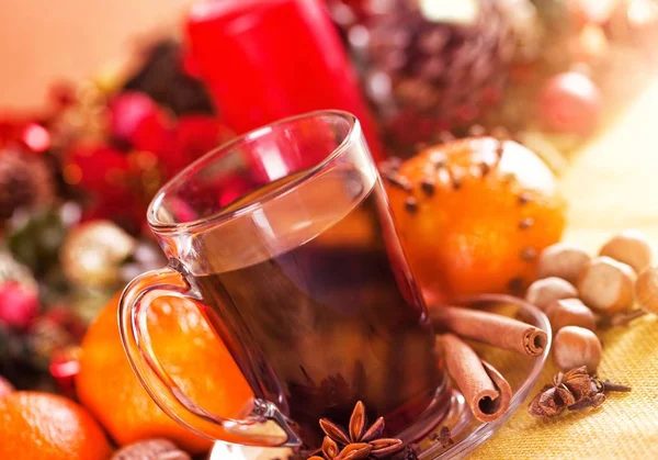 Glühwein mit Zimt — Stockfoto