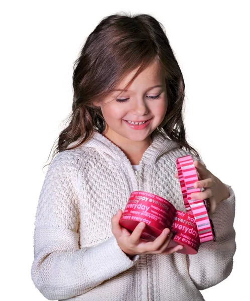 Niña con caja de regalo — Foto de Stock