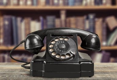 Retro siyah telefon