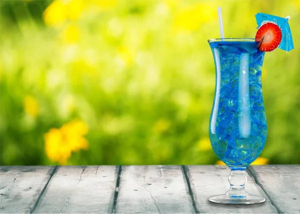 Glas alcohol cocktail — Stockfoto