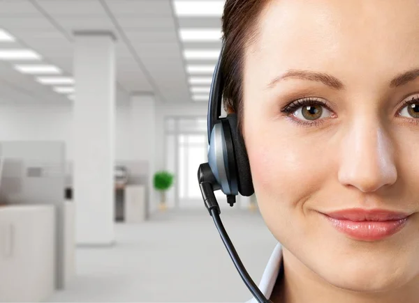 Young woman with headphones — Stock Photo, Image