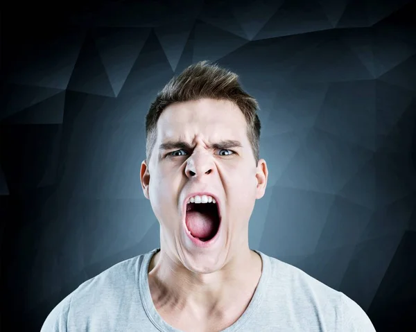 Omul furios țipând — Fotografie, imagine de stoc