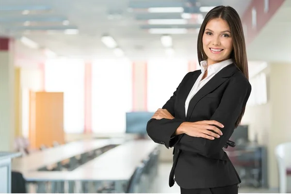 Joven empresaria de traje —  Fotos de Stock