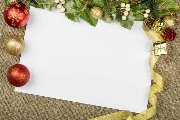 Decoraciones de Navidad con marco de papel — Foto de Stock