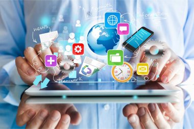 işadamı ve tablet pc  