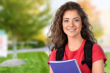 Öğrenci holding defter 