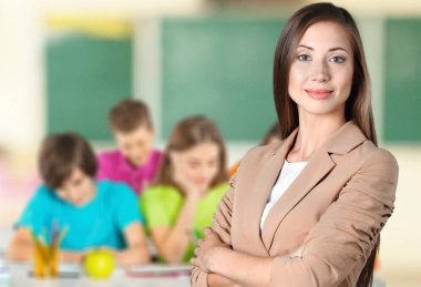 genç kadın öğretmen