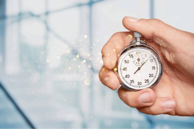 insan elinde kronometre