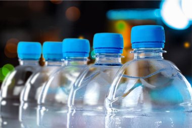 plastik su şişesi 
