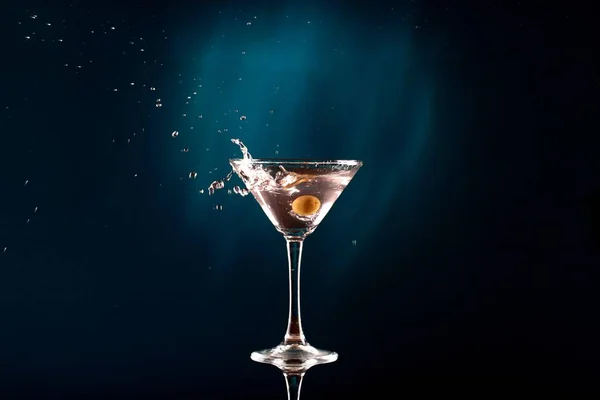 Martini-Cocktail im Glas — Stockfoto